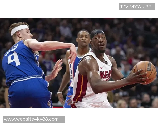 热火队斯波称赞热巴韦尔在篮板拼抢中的统治力对球队至关重要